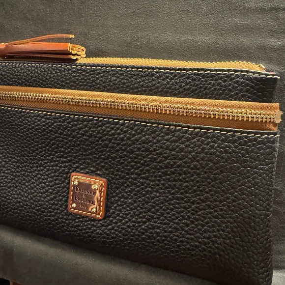 Dooney & Bourke Pebble Grain Double Zip Wristlet Black - Picture 6 of 14